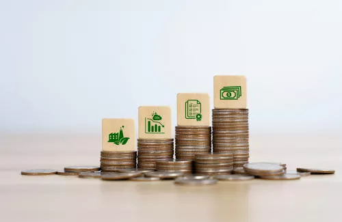 TÜV Thüringen INSIDER: PPA und Eigenerzeugungsanlagen - Wenn Energieversorgung zur strategischen Steuerungsaufgabe wird