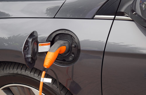 Grundlehrgang: Befähigte Person zur Prüfung von Hochvolt-Ladekabeln für Elektrofahrzeuge